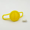Pato Patinho de Borracha Amarelo e Preto com Capacete Decoração de Moto carro Enfeite Decorativo para Veículos Astronaut